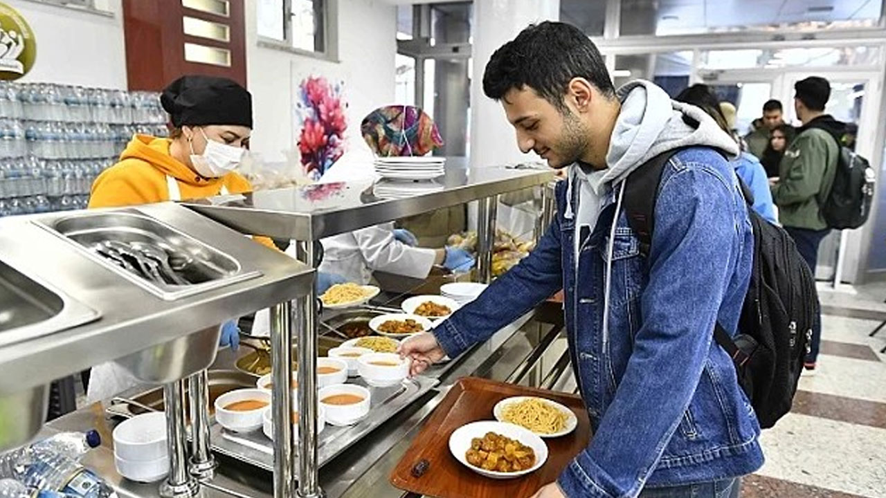 ABB, üniversite öğrencilerini bir araya getirmek amacıyla 21 Mart’ta Bahçelievler Genç Akademi’de iftar programı düzenleyecek