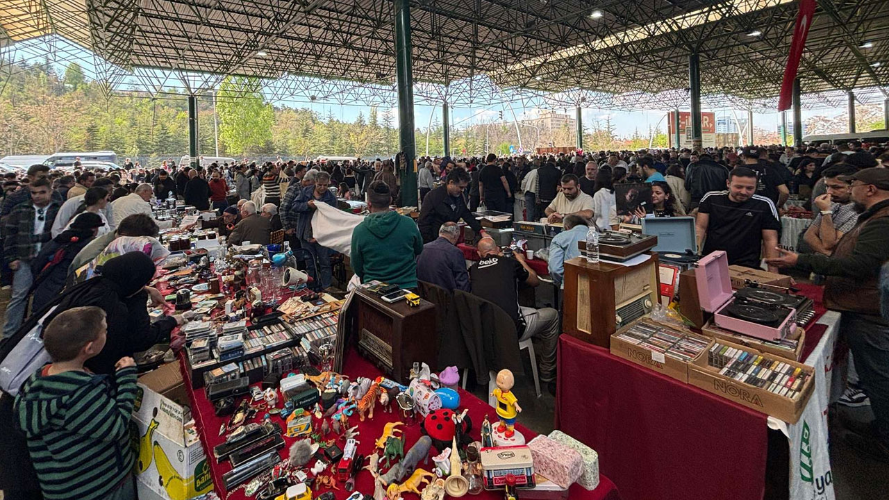 Ekonomik şartlar antika eşyaya olan ilgiye engel oldu