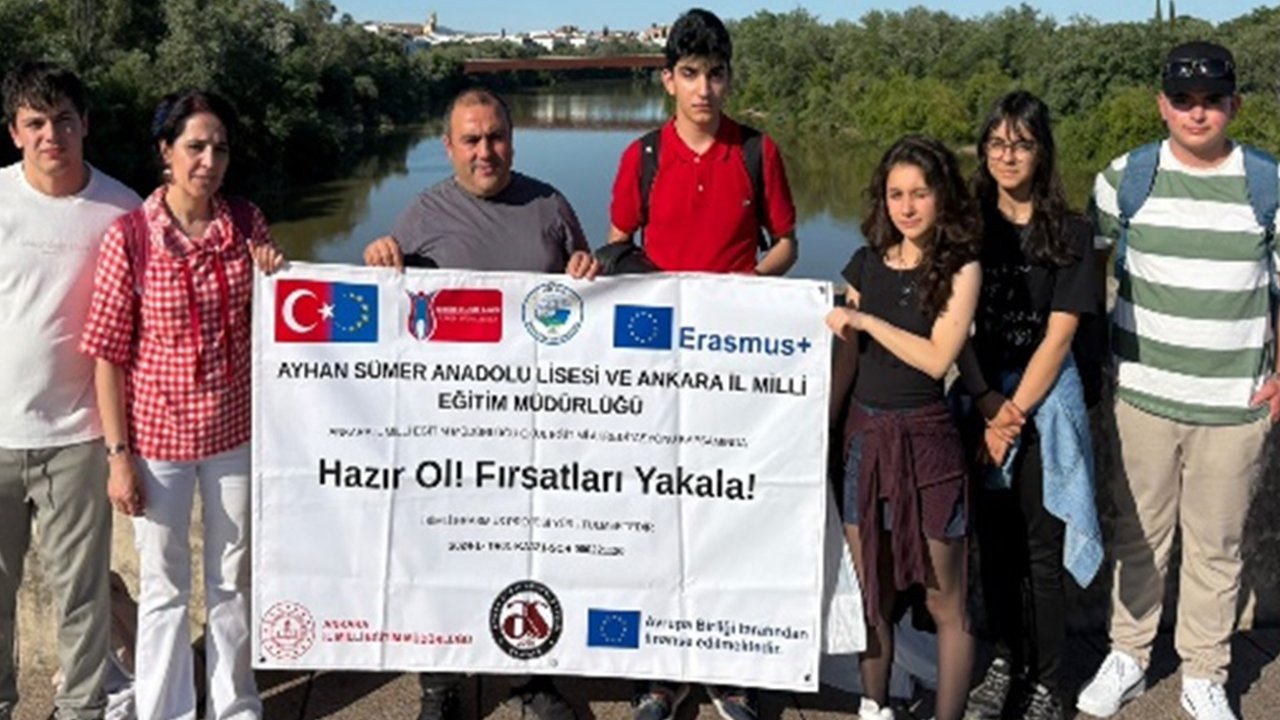 Ayhan Sümer Anadolu Lisesi’ne Europass Belgesi: Hazır ol! Fırsatları yakala