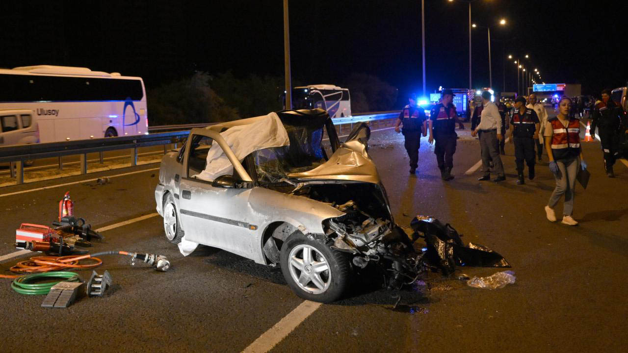 Etimesgut'ta feci kaza! KAFA KAFAYA ÇARPIŞTI: 2 ÖLÜ
