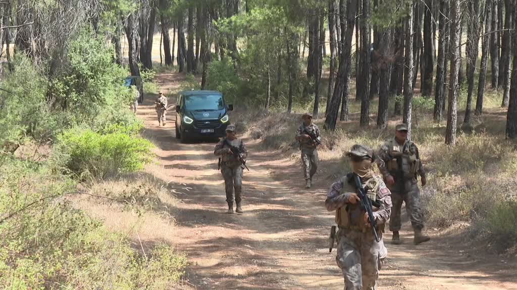 Polis Özel Harekat "yeşil vatanı" yangınlara karşı korumak için teyakkuzda