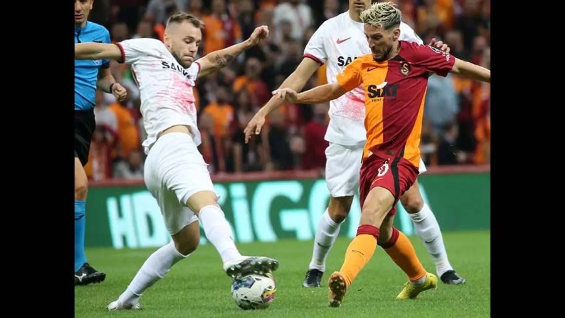Şampiyon sezonu açıyor