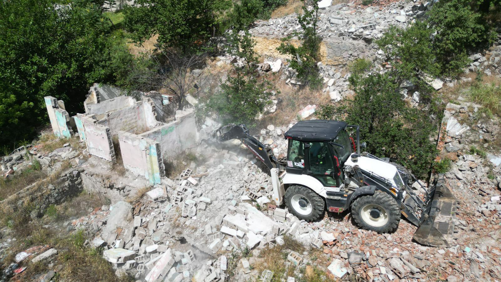 Altındağ’da dönüşüm devam ediyor: 1 yılda 257 metruk yapı yıkıldı