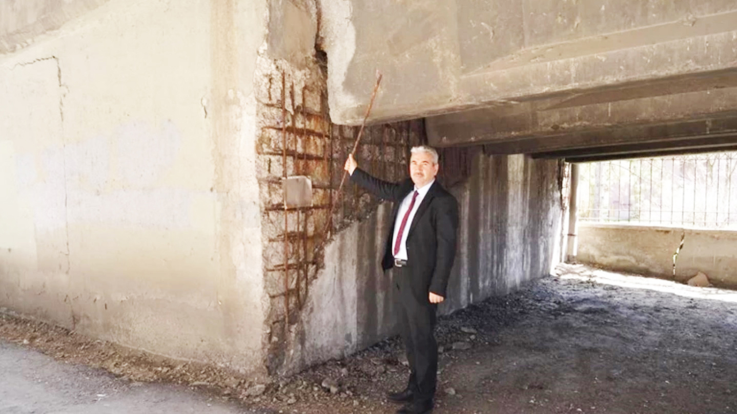 AK Parti’li Fatih Ünal: “Fatih Köprüsü yeniden yapılmalı”