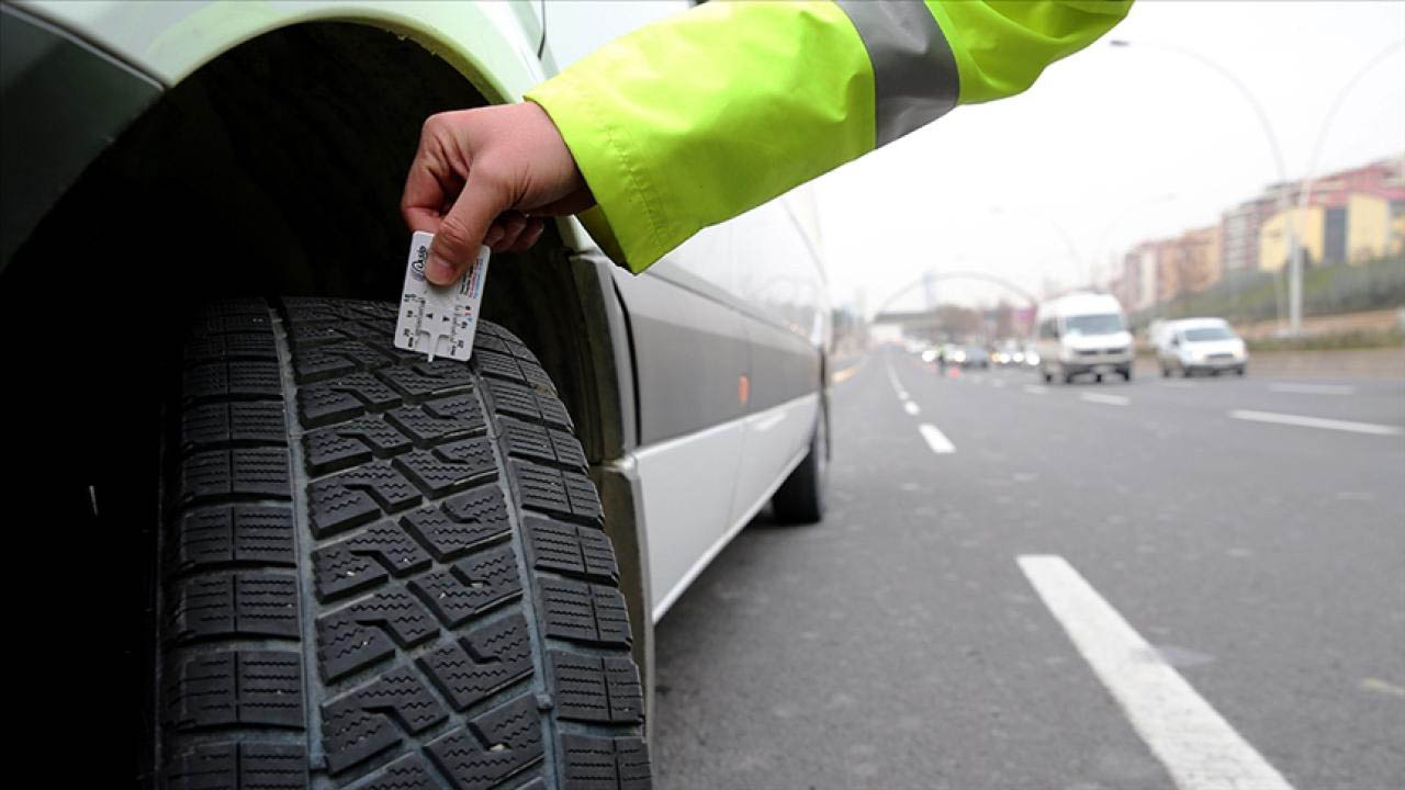Kış lastiği zorunluluğu 15 Kasım’da: Fiyatlar 2 bin TL’den başlıyor