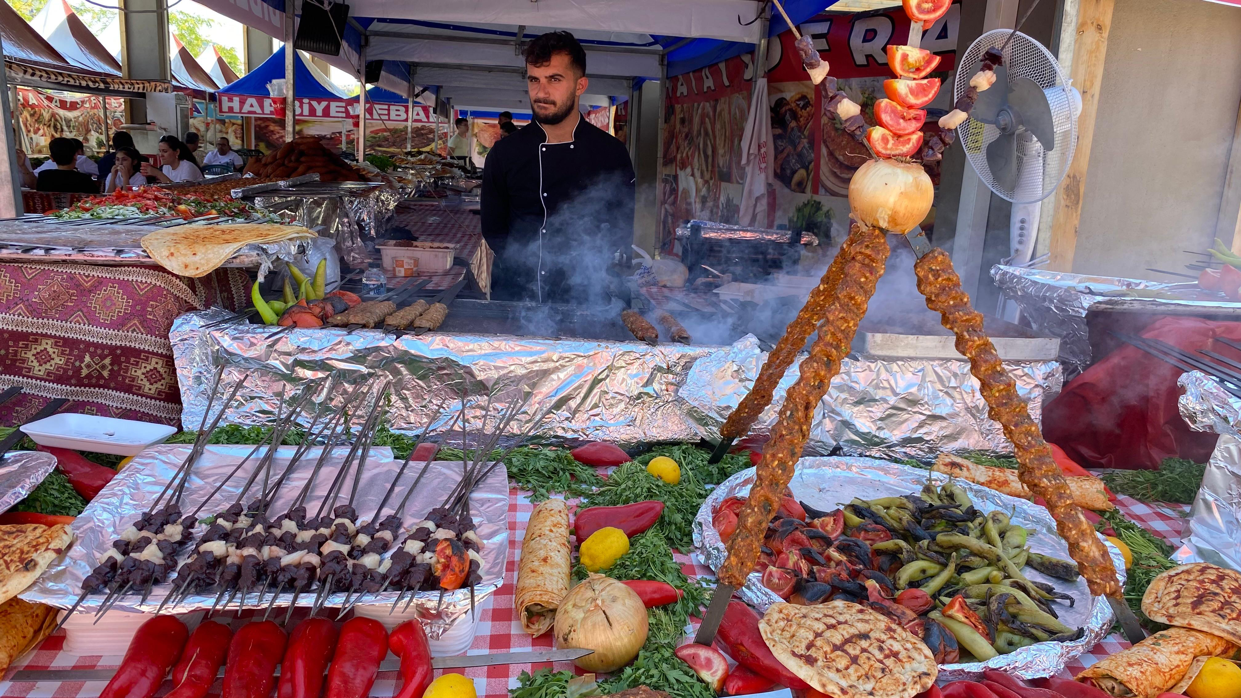 Gıda zehirlenmeleri arttı: Uzmanlar tanıtım günlerine dikkat çekti