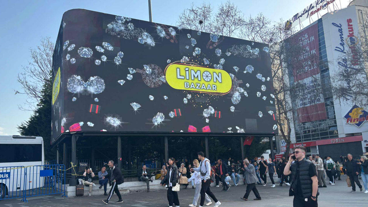 Kaldırılması için 15 gün süre verilmişti: Üzerinden 1 yıl geçti