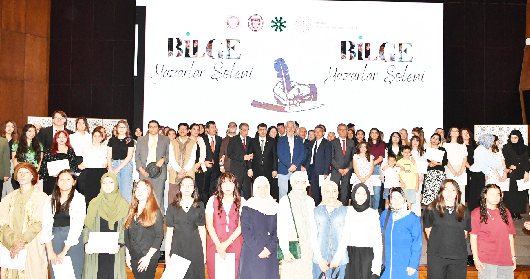 BAŞKENTTE EDEBİYATIN YENİ YÜZLERİ YETİŞİYOR