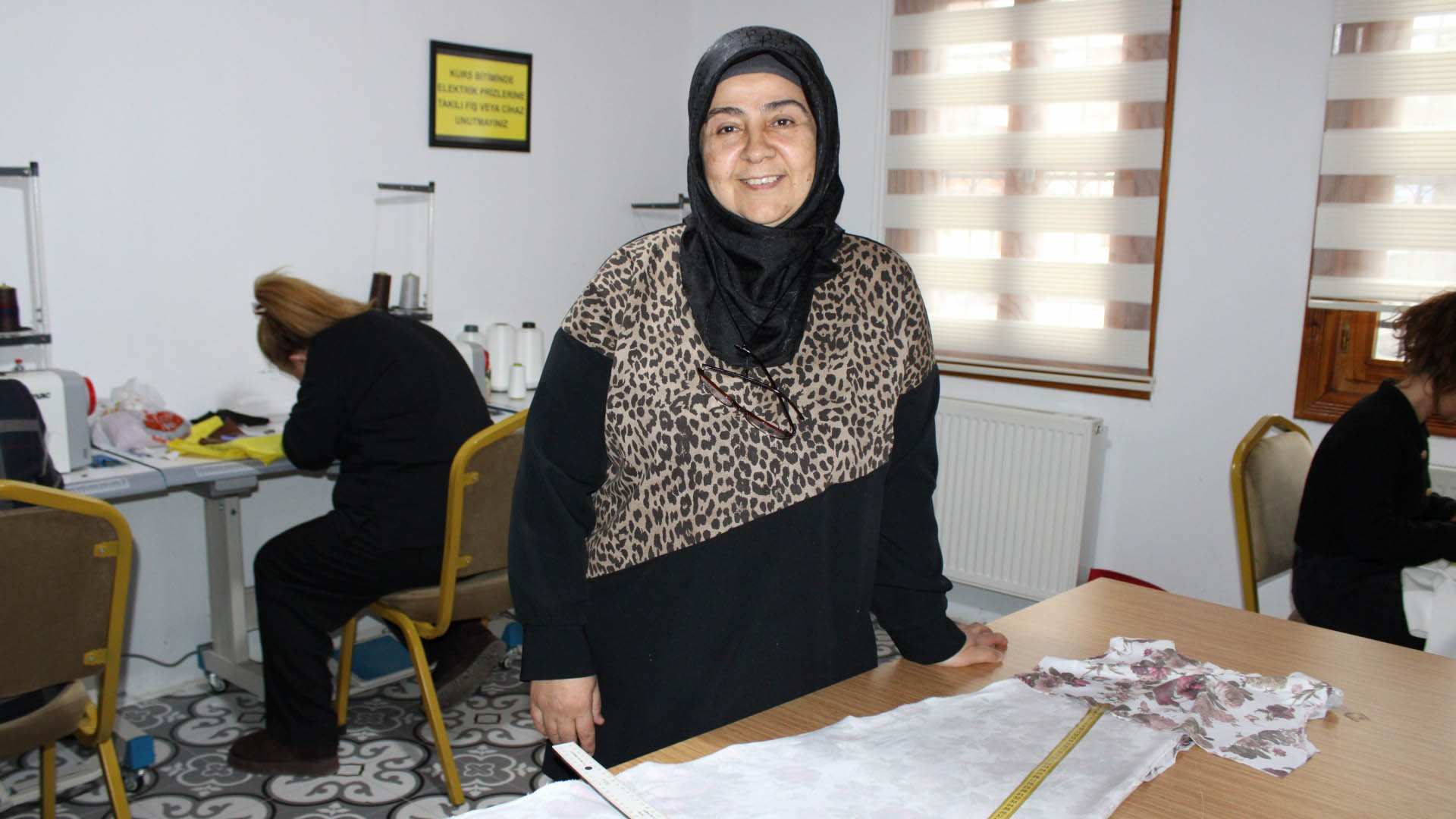 Çubuk’taki atölyede hayaller iplerle şekilleniyor: Kadınlar ilmek ilmek meslek öğreniyor