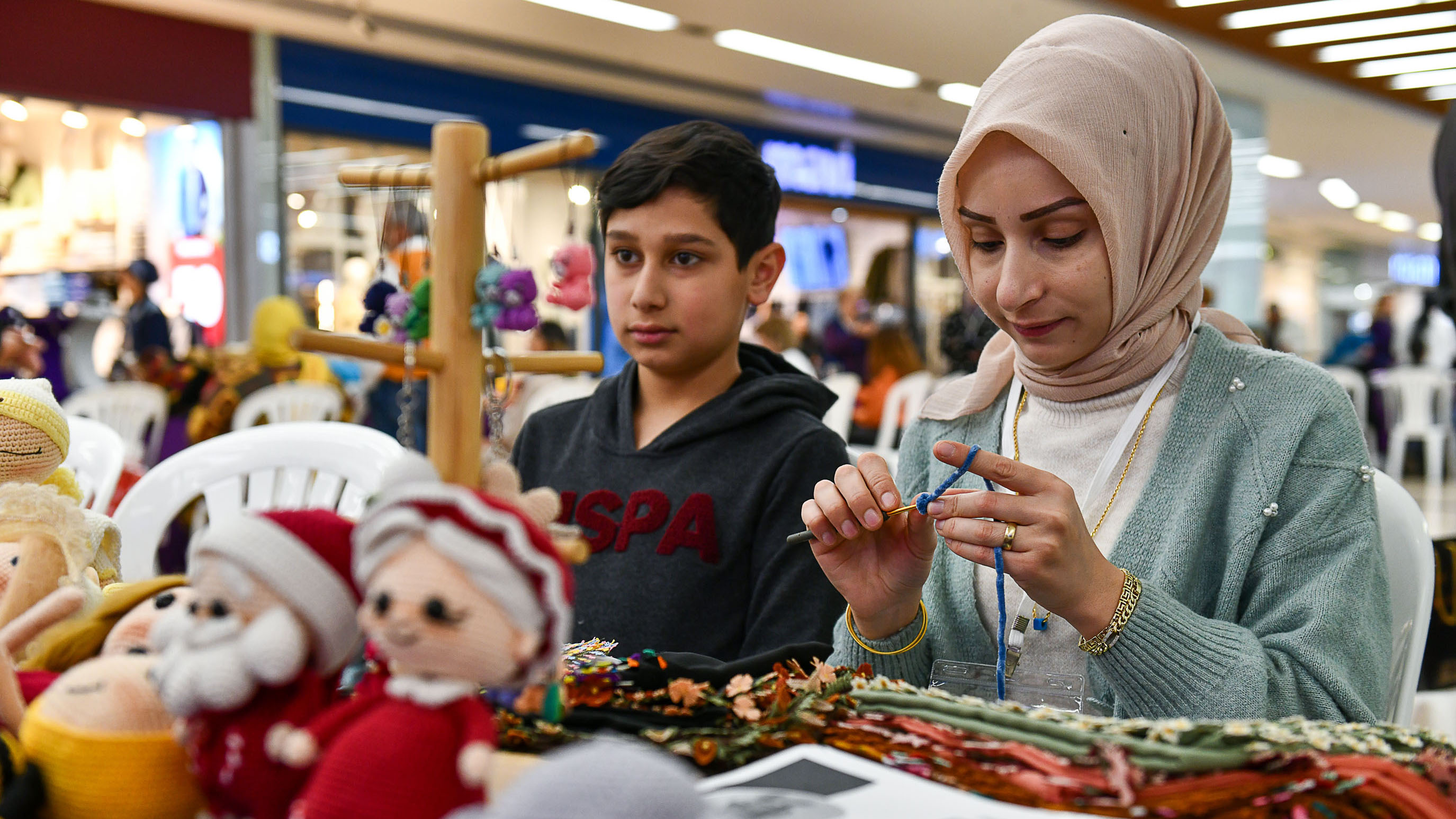 Mamak’ta 8 Mart coşkusu: El Emeği Kadın Eli Pazarı kuruldu