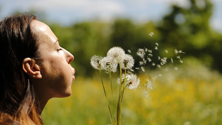 Uzman doktor uyardı: “Bahar şikâyetlerini grip diye geçiştirmeyin”