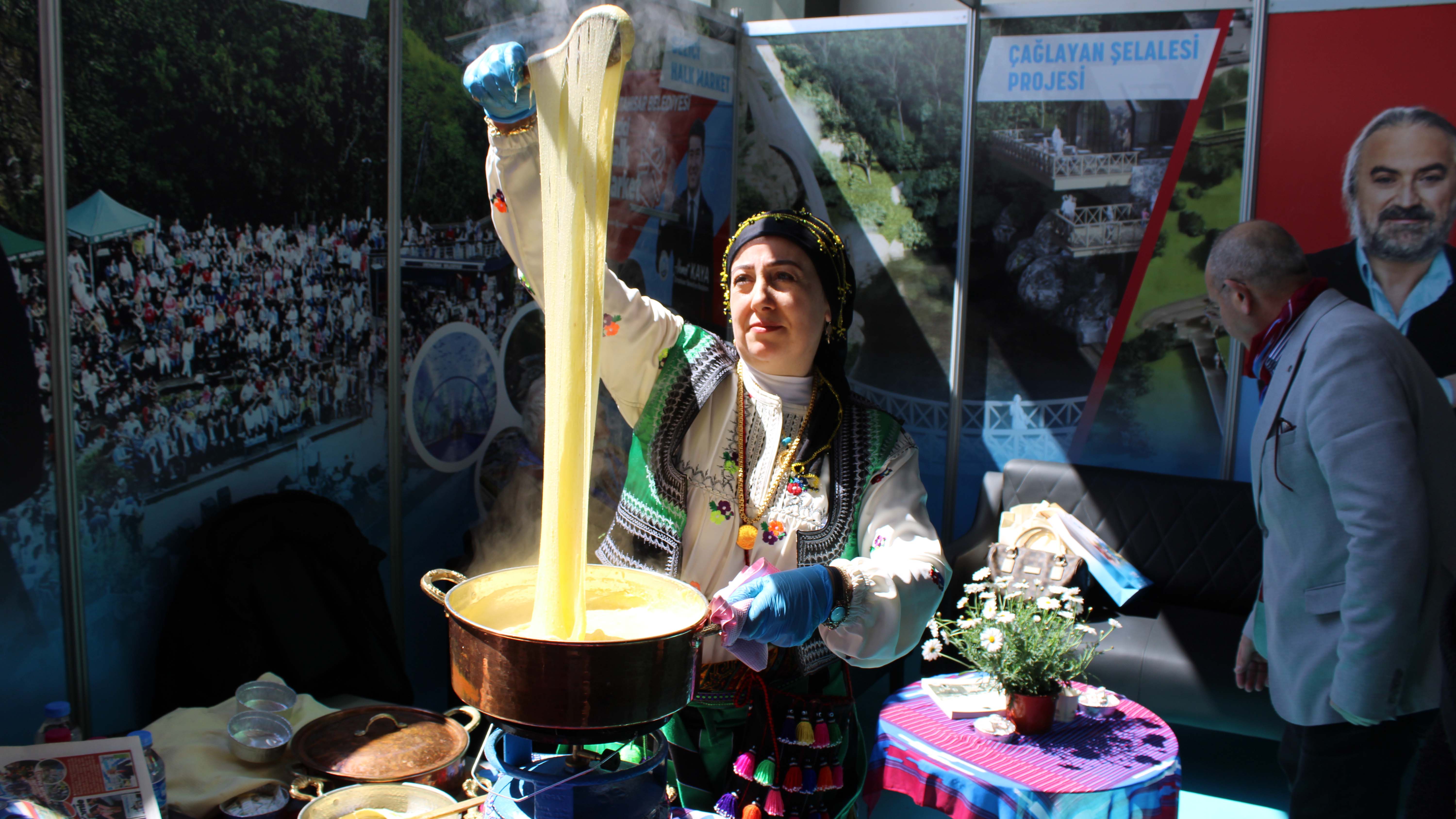 Trabzon’un coğrafi işaretli lezzeti kuymak: Usta aşçı lezzet sırrını paylaştı