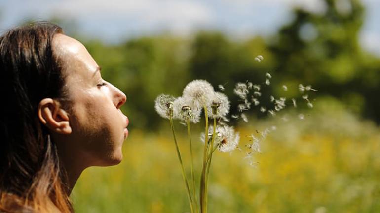 Uzman doktor uyardı: “Bahar şikâyetlerini grip diye geçiştirmeyin”