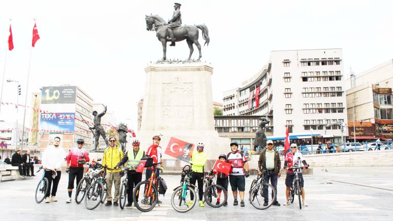 PEDALLAR ANKARA İÇİN DÖNDÜ