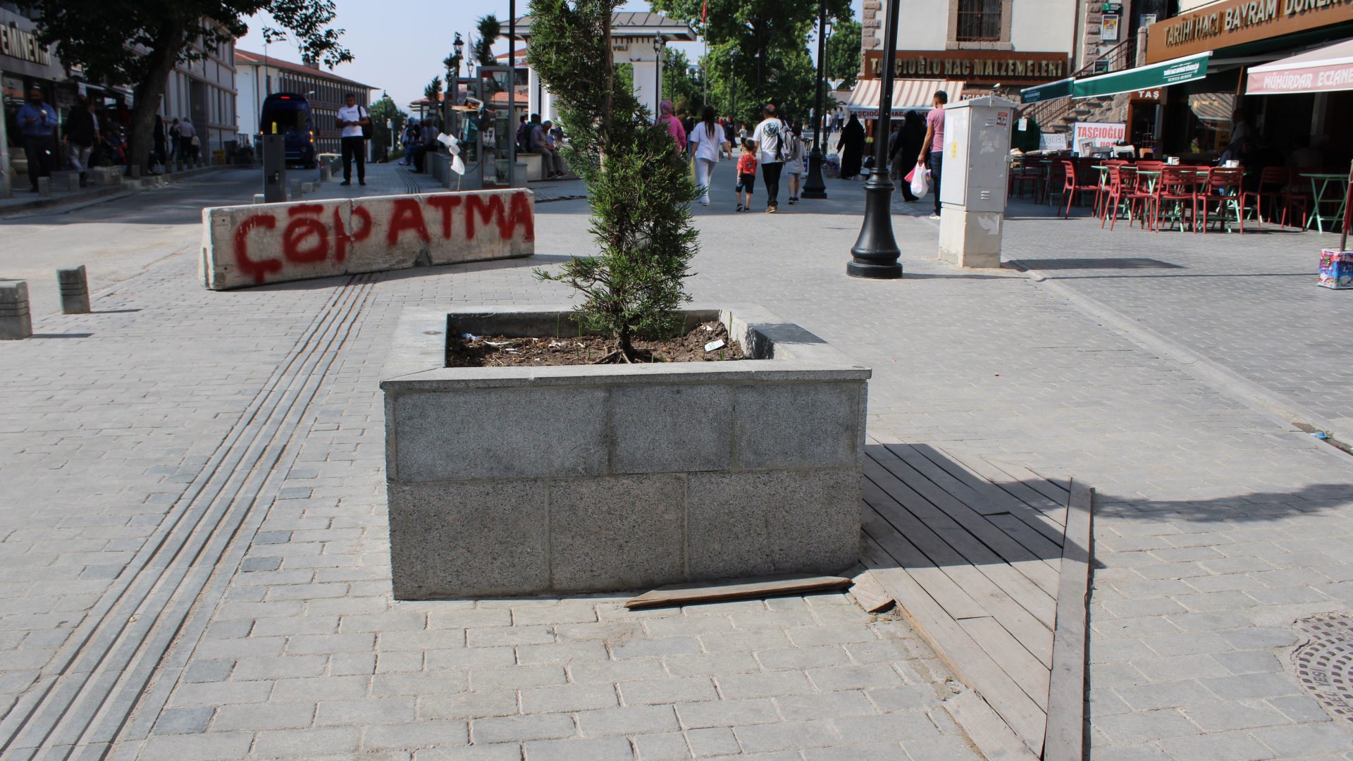 14-ayda-yiprandi-1-4.jpg