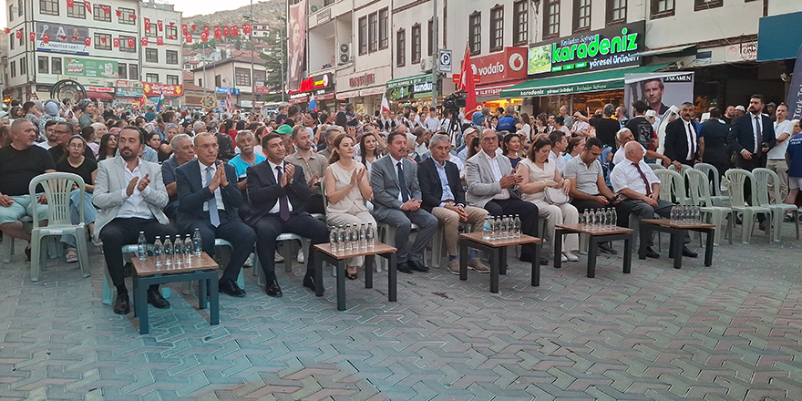 aa-20250730-38701640-38701632-beypazarinda-2-uluslararasi-halk-danslari-ve-muzik-festivali-basladi.jpg