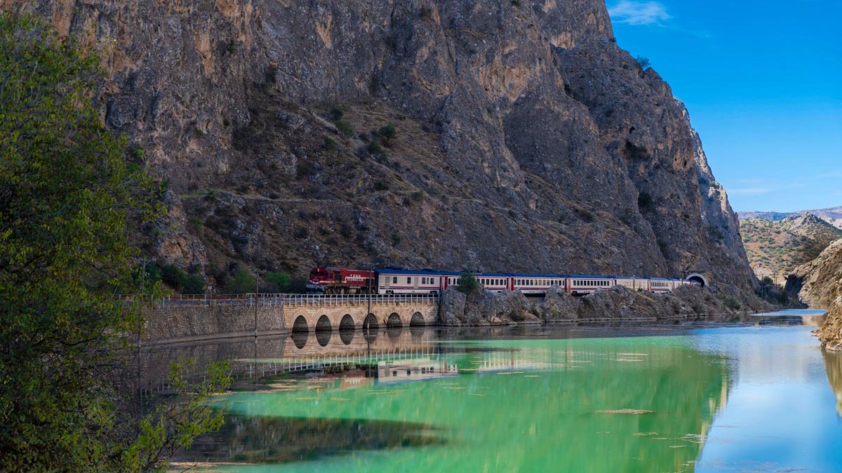 karaelmas-treni2.jpeg